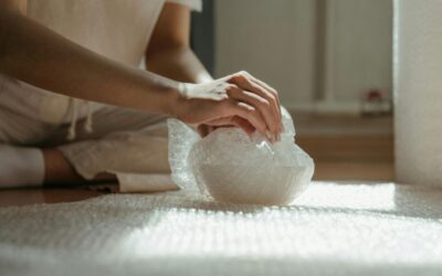 Buste con pluriball, caratteristiche e vantaggi del materiale